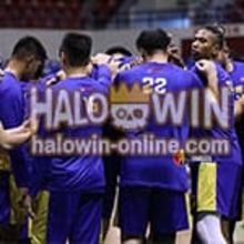 Maari bang pangunahan ni Chot Reyes ang TNT Tropang Giga para manalo sa EASL basketball?